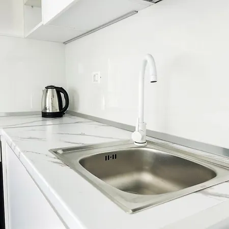 1 Bedroom 1132 * Durrës