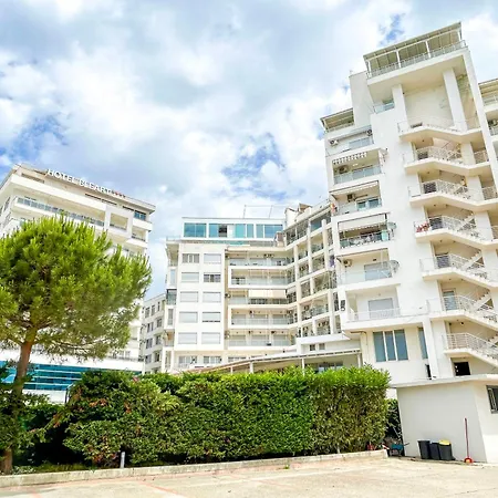 1 Bedroom 1132